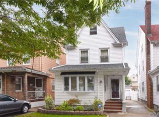 9256 217th St, Jamaica, NY 11428