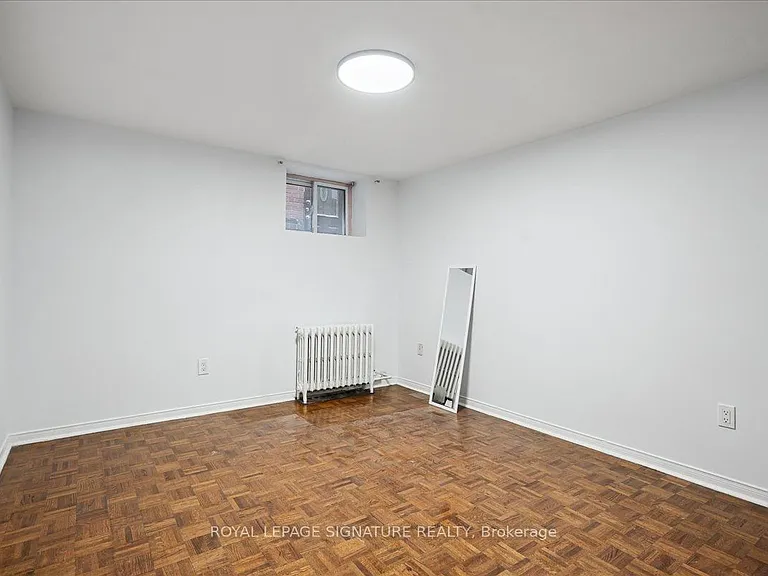 12 Castle View Ave #LOWER — Photo 11