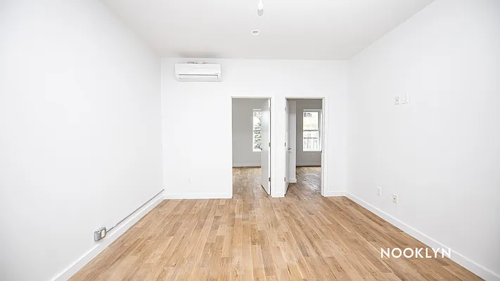 Rented by Nooklyn NYC LLC | media 22