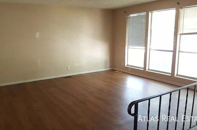 13003 E Elgin Pl — Photo 4