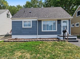 24652 Lauren Ave, Warren, MI 48089