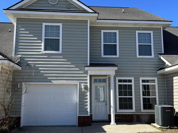 819 Terrell Dr, Hinesville, GA 31313