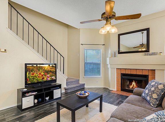 4th image of 710 Cypressbrook Dr