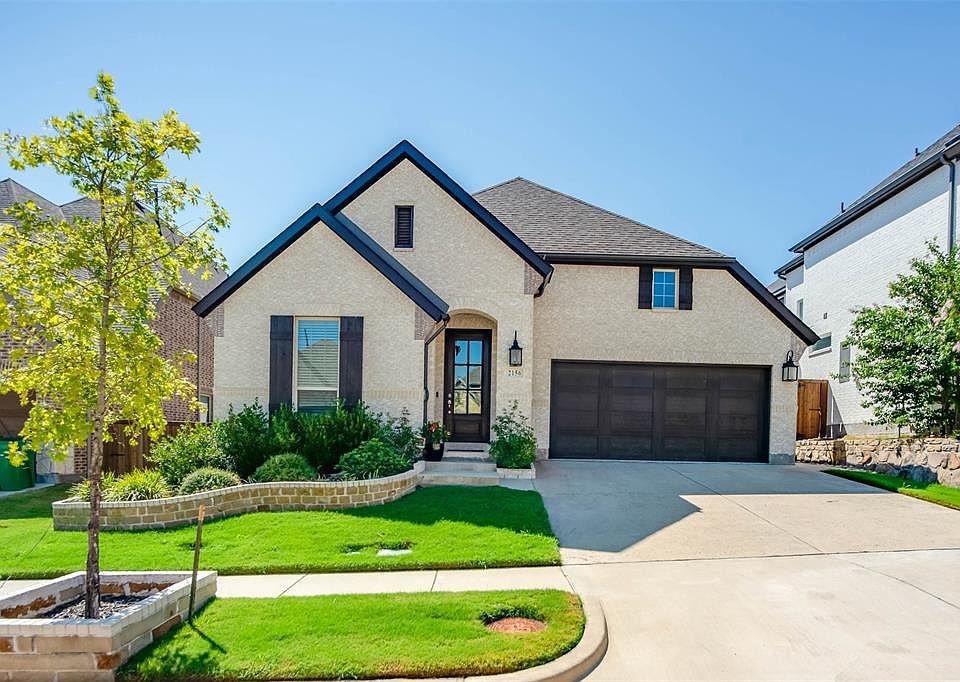 1st image of 2156 Balcones Dr