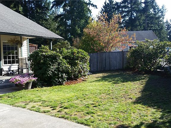 2nd image of 24211 70th Avenue Ct E