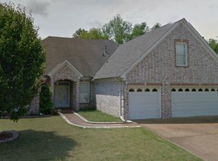 9121 Raspberry Ln, Cordova, TN 38016