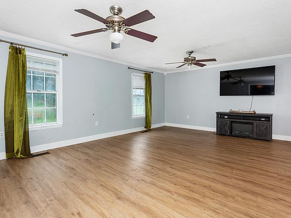 2nd image of 314 Casey Dr