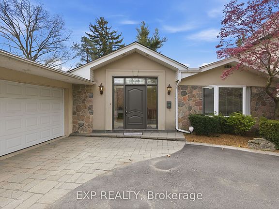 2nd image of 2076 Autumn Breeze Dr S