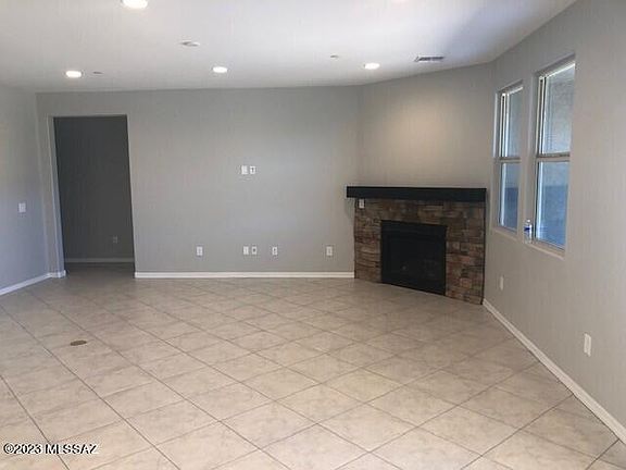 3rd image of 10822 N Cormac Ave