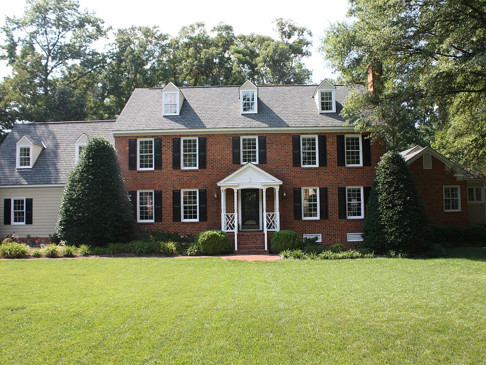 4 Chapaqua Drive