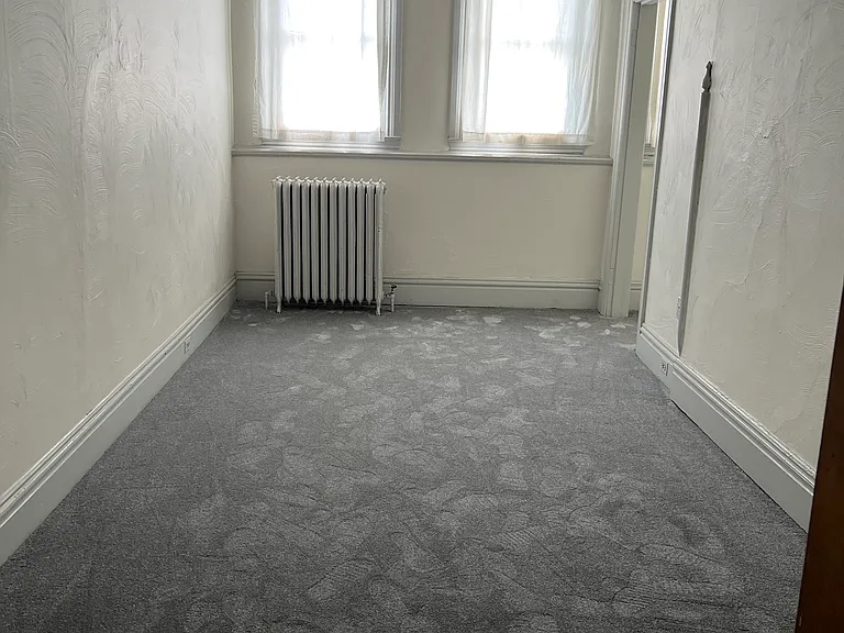 402 S Winebiddle St #3 — Photo 7