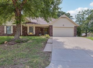 2244 W 45th St, Tulsa, OK 74107