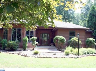 2862 Deep Creek Rd, Green Lane, PA 18054