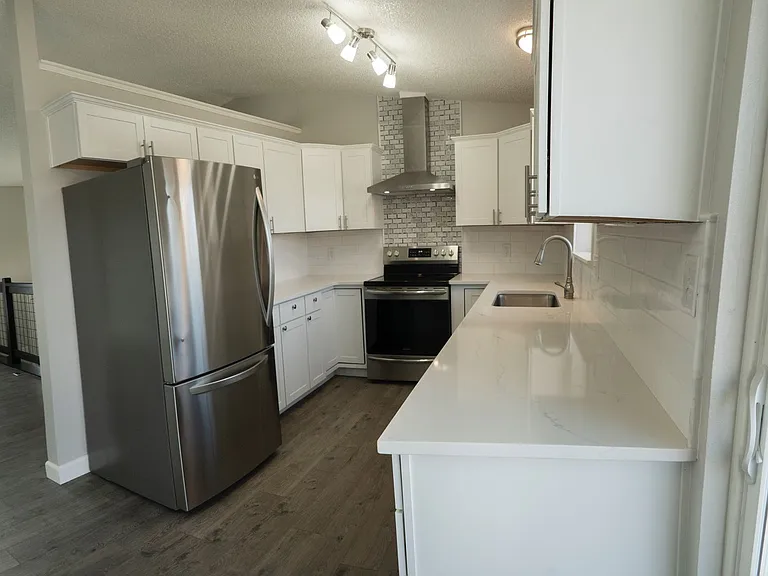 1630 Hastings Dr — Photo 11