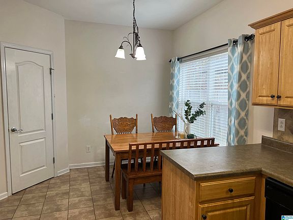 5th image of 5227 Promenade Dr