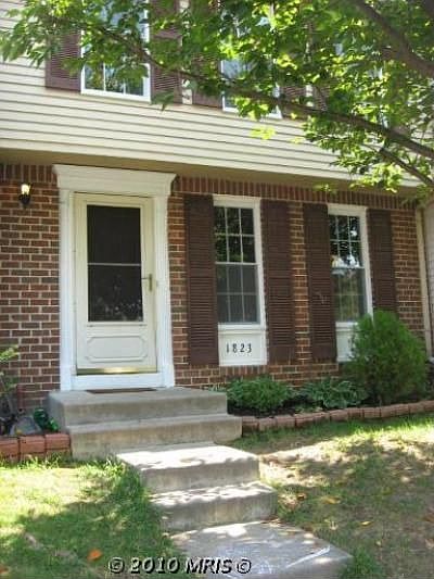 1st image of 1823 Queen Anne Sq