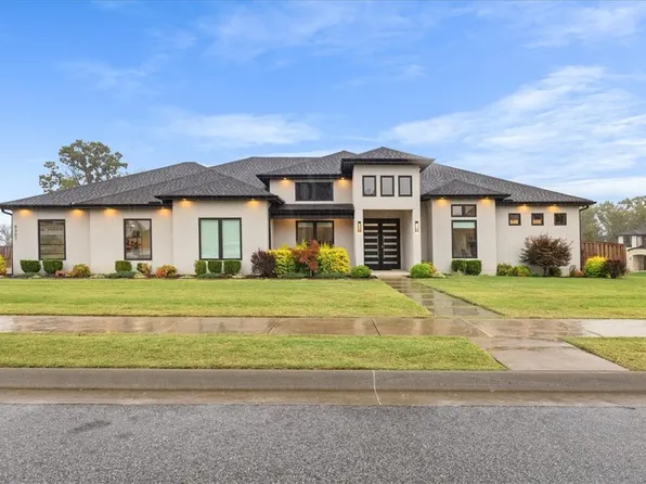 4307 S Scissortail Dr, Bentonville, AR 72713
