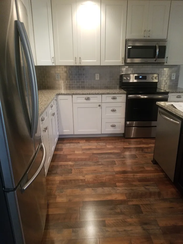 2 bed, 2.5 bath, 1275 sqft, $1,900 — Photo 4