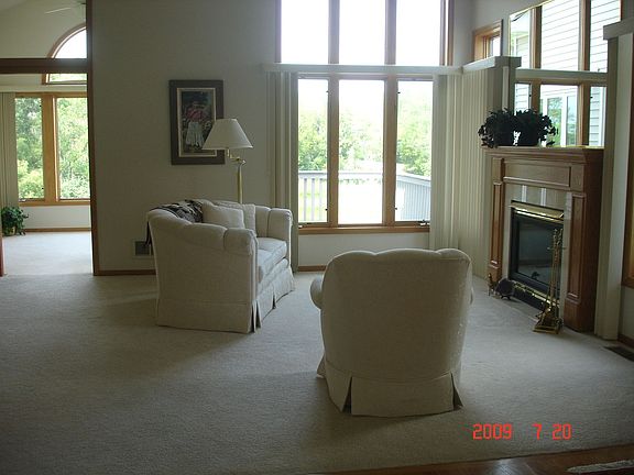 Living Room with Gas Fireplace