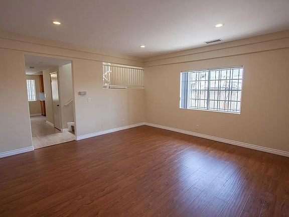 2nd image of 16526 Brighton Ave APT 3