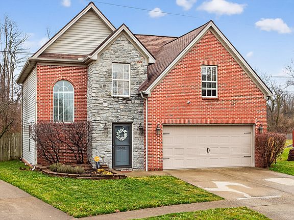 2nd image of 3601 Green Park Ct