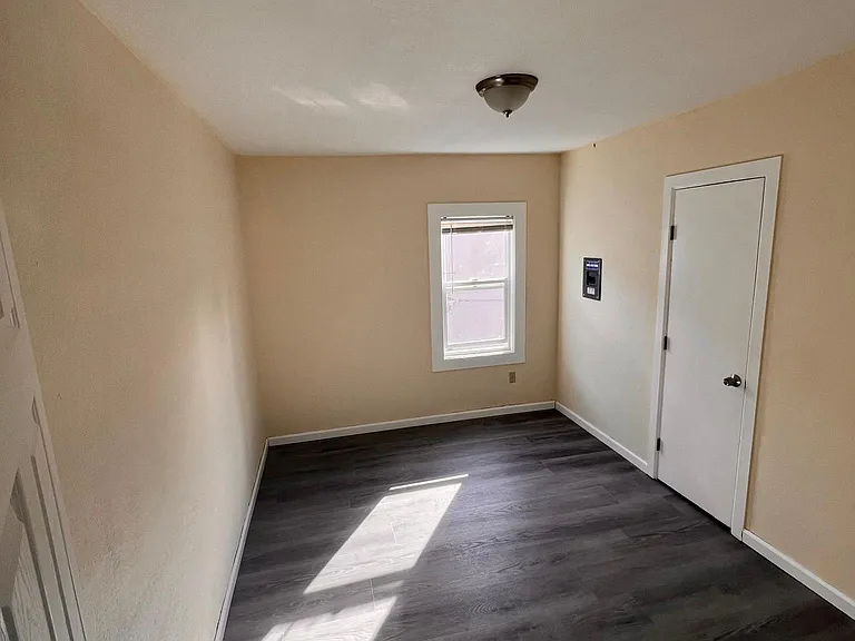 2504 23rd Ave #B — Photo 15