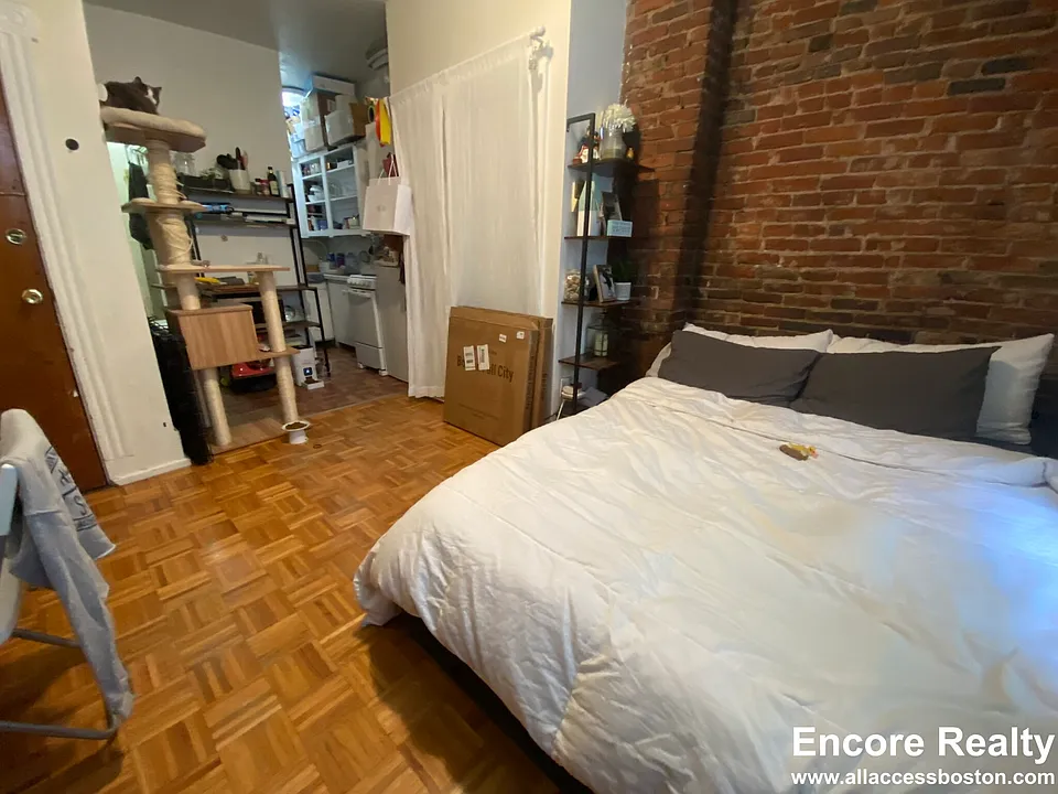 17 Grove St #4