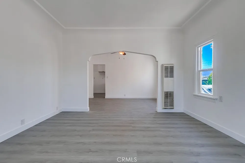2 bed, 1200 sqft, $2,695 — Photo 3