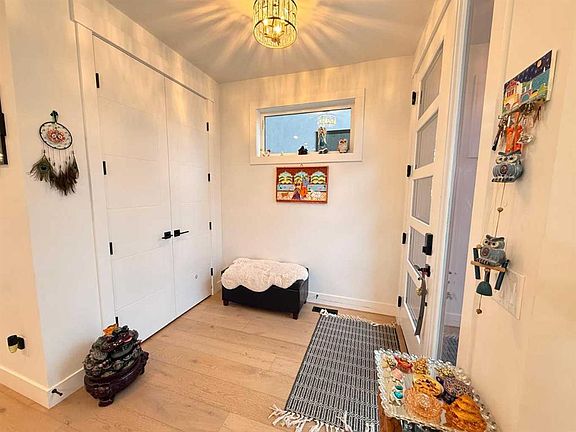 2nd image of 103 E Hartford Rd NW