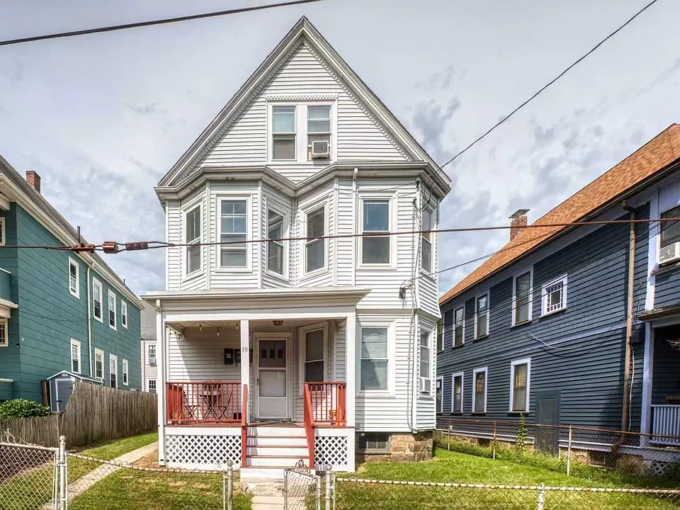 39 Etna St #2
