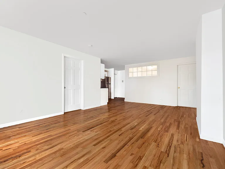306 W 30th St #4R — Photo 3