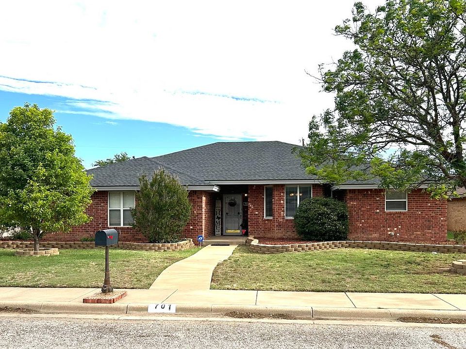 1st image of 701 Poplar St