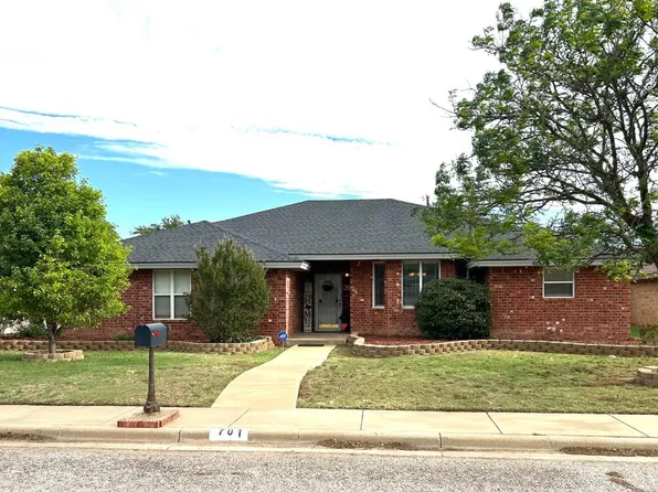 701 Poplar St, Levelland, TX 79336