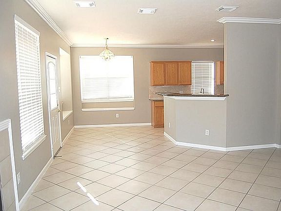3rd image of 5710 Black Canyon Ct