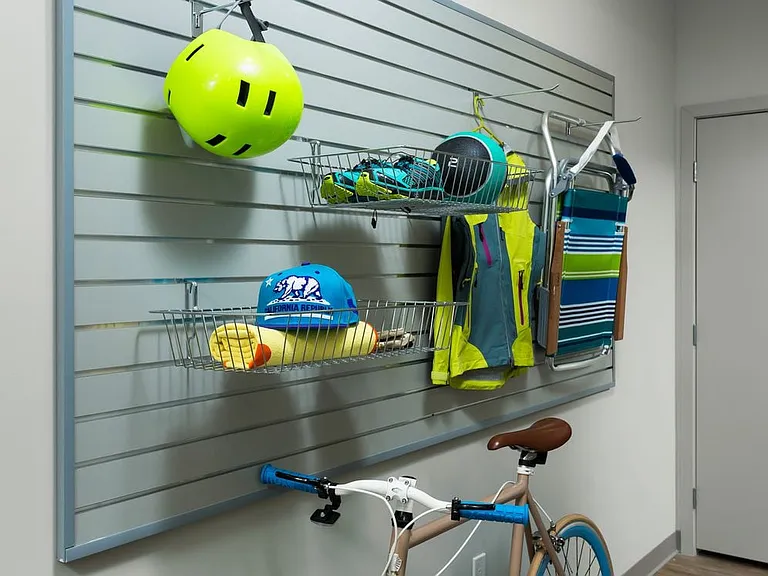 Gearwall