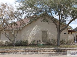 2136 Shadowbrook Cir, Harlingen, TX 78550