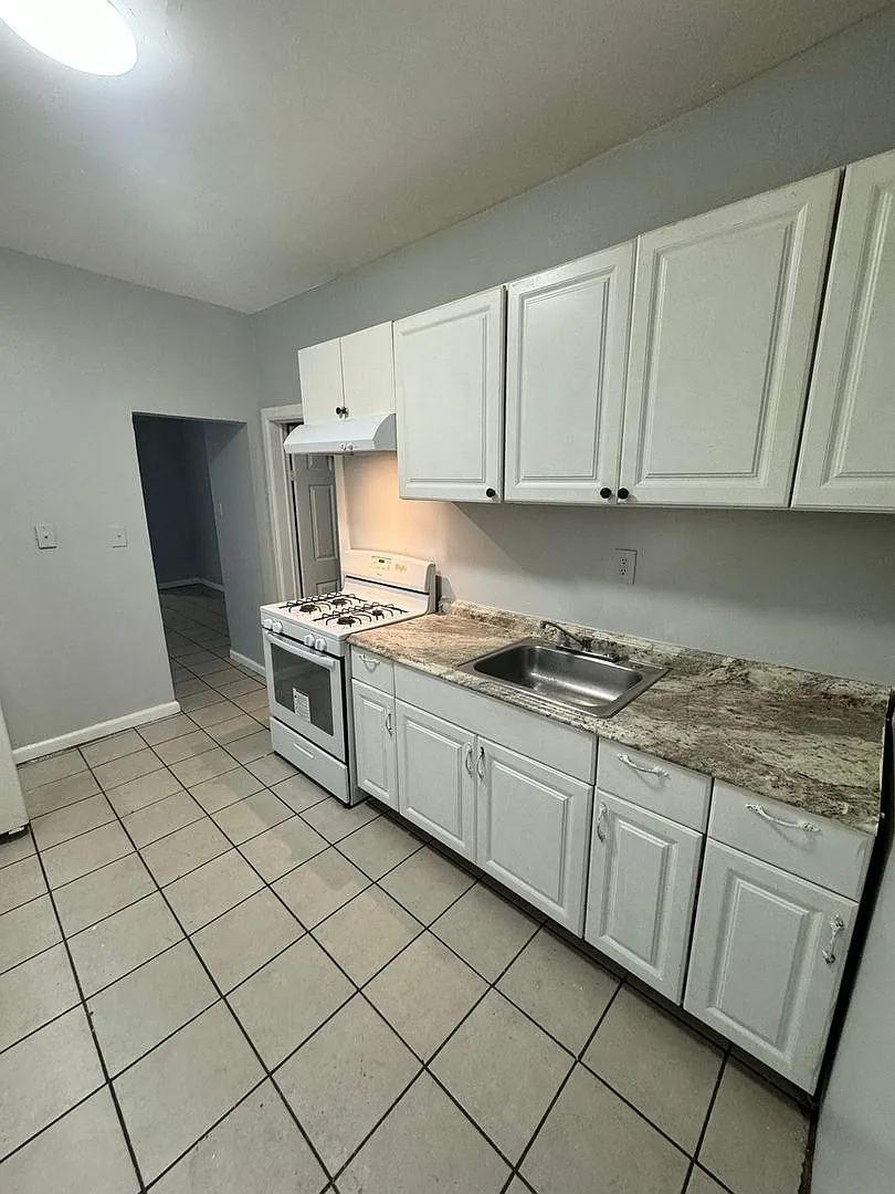 Charming 2BR and 2 Bathroom Duplex in Atlantic City — Photo 3