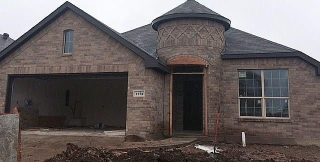 2nd image of 1713 Kings Glen Ln