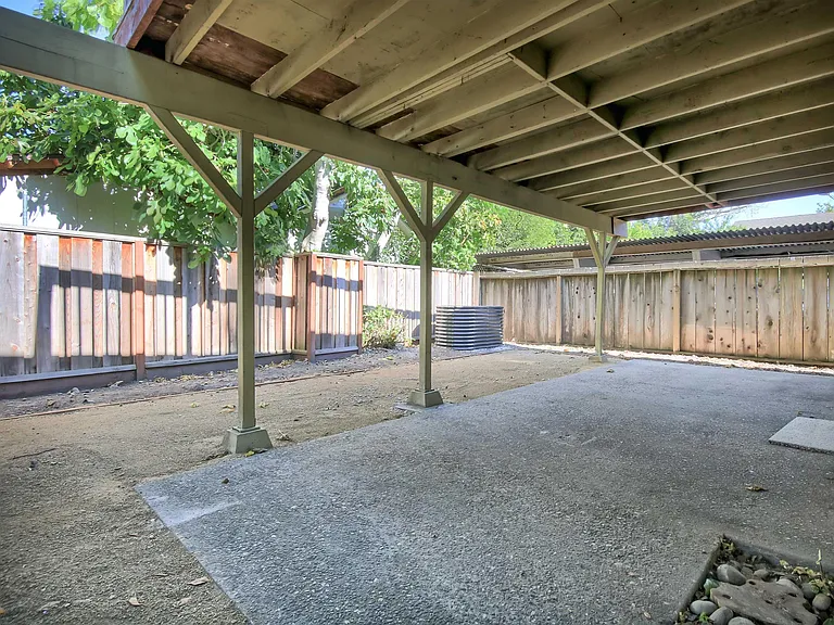 127 Walti St — Photo 9