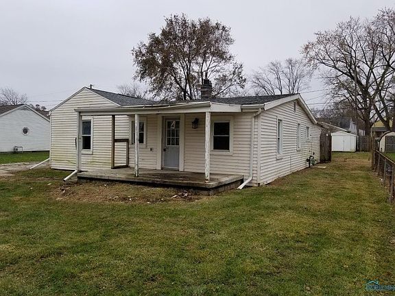 2nd image of 407 Farnstead Dr