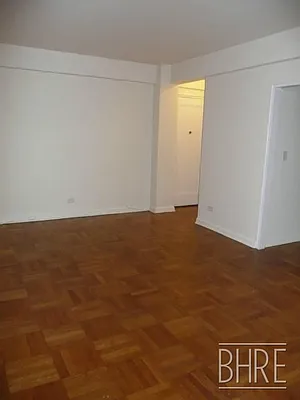 Rented by Brooklyn Heights Real Estate Inc | media 10