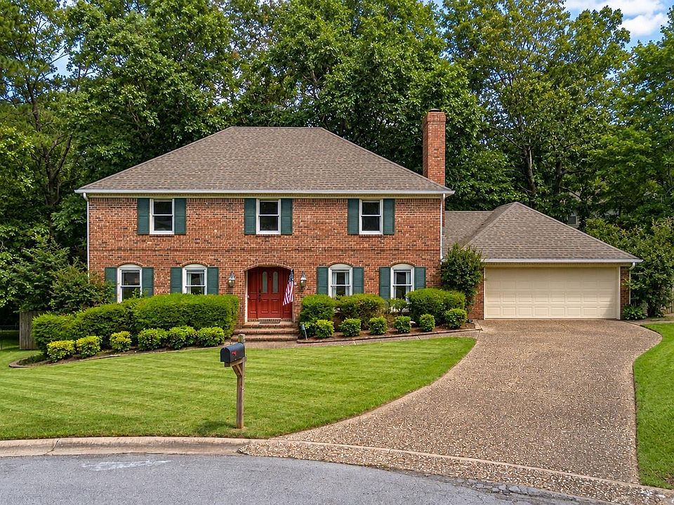 1st image of 5 Pebble Beach Ct