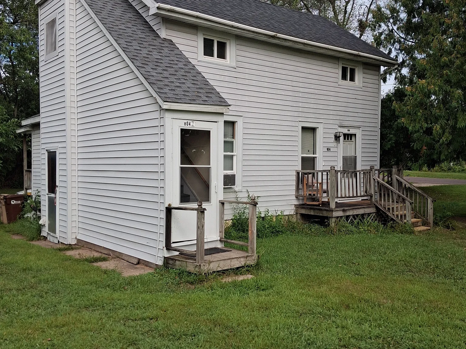 804 Ferry Street - 1/2 — Photo 1