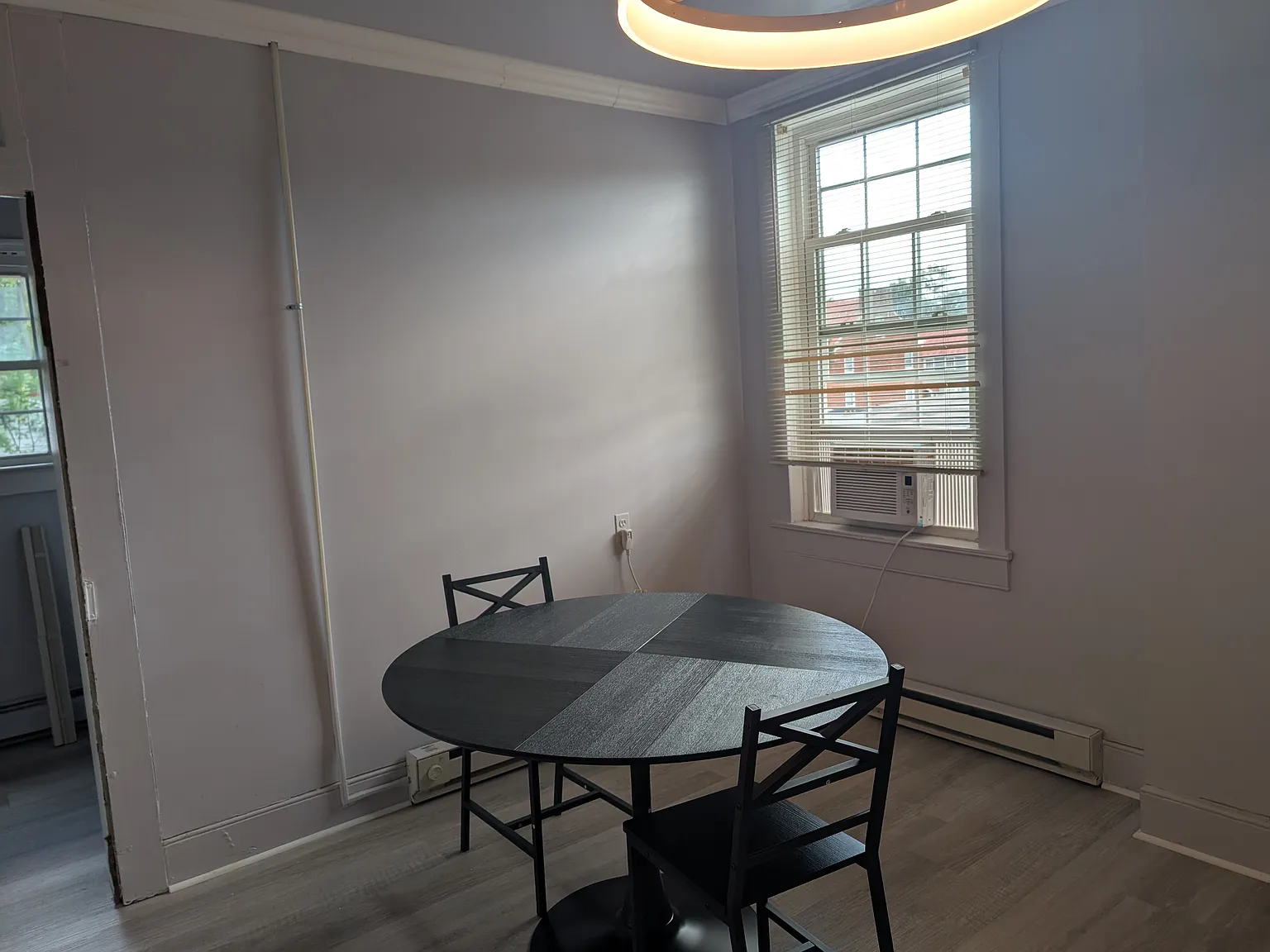 1 bed, 750 sqft, $1,400 — Photo 3