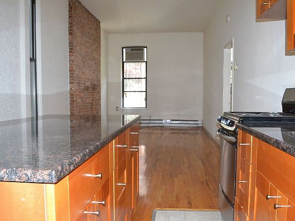 3rd image of 140 Amity St #2