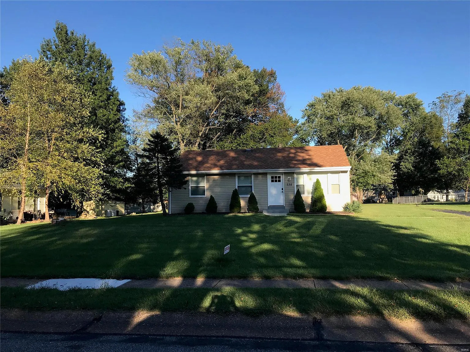 238 Nancy Pl photo 1