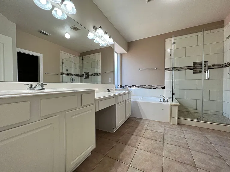 3518 Ellies Ln — Photo 15