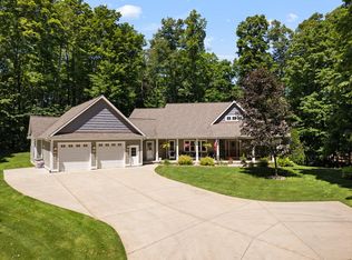 1668 Golden Ridge Ln, Gaylord, MI 49735