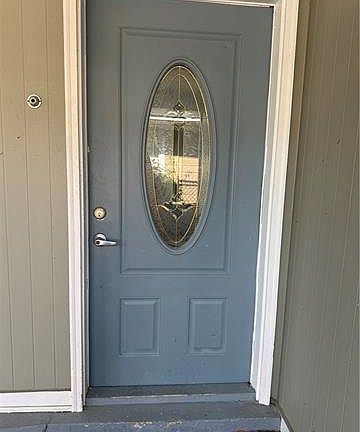 4th image of 423 River Oaks Dr