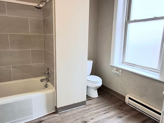 5th image of 256 S Market St APT 202